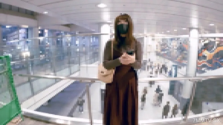 fc2-ppv-4719444-在2025年首次亮相，“-19歲的G杯新的Gravure-Idol”-無避孕藥-個人射擊記錄的認真的Raw